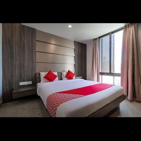 H S M Grand Hotel Chittoor ภายนอก รูปภาพ
