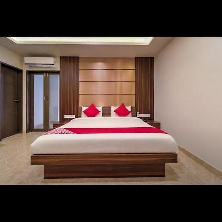 H S M Grand Hotel Chittoor ภายนอก รูปภาพ